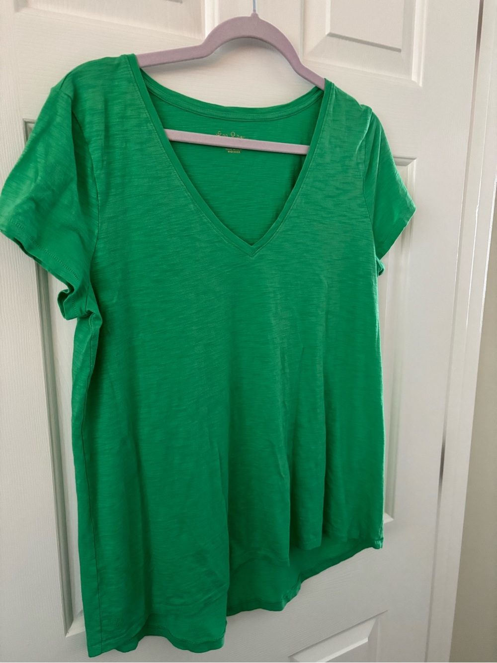 Lilly Pulitzer Kelly Green V-Neck Short Sleeve Tee